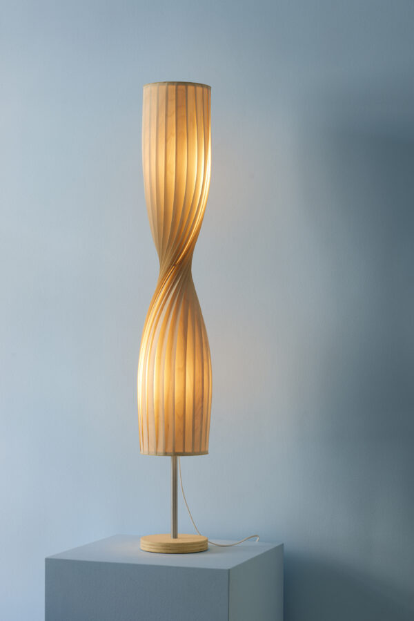 TR44 Floor Light