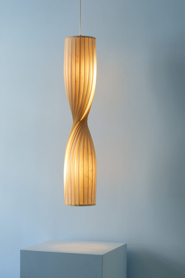 TR44 Pendant